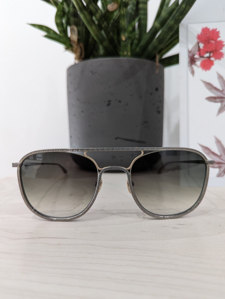 VisionaryOptics tweet media