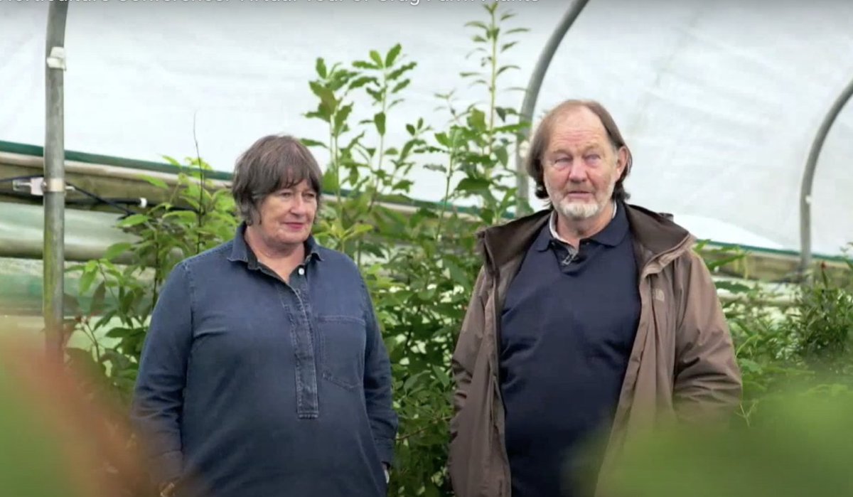 Llongyfarchiadau i Bleddyn a Sue Wynn-Jones o Crug Farm Plants am dderbyn Medal Goffa Veitch yr RHS am gyfraniad i hyrwyddo gwyddoniaeth ac ymarfer garddwriaeth rhs.org.uk/about-the-rhs/…