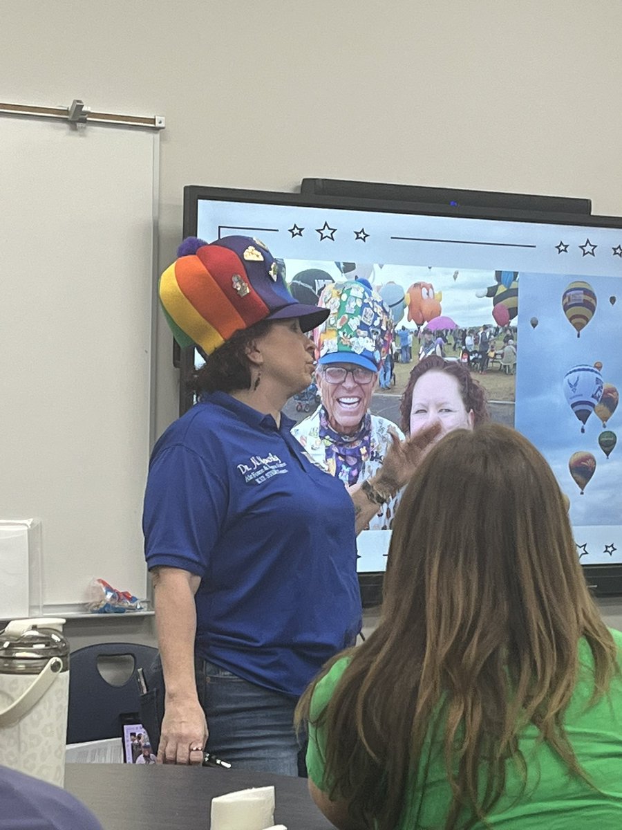 jeweldub's tweet image. WOW! is the word of the day at this DoD STEM Training Day! So much fun! 
#DocYSTEM