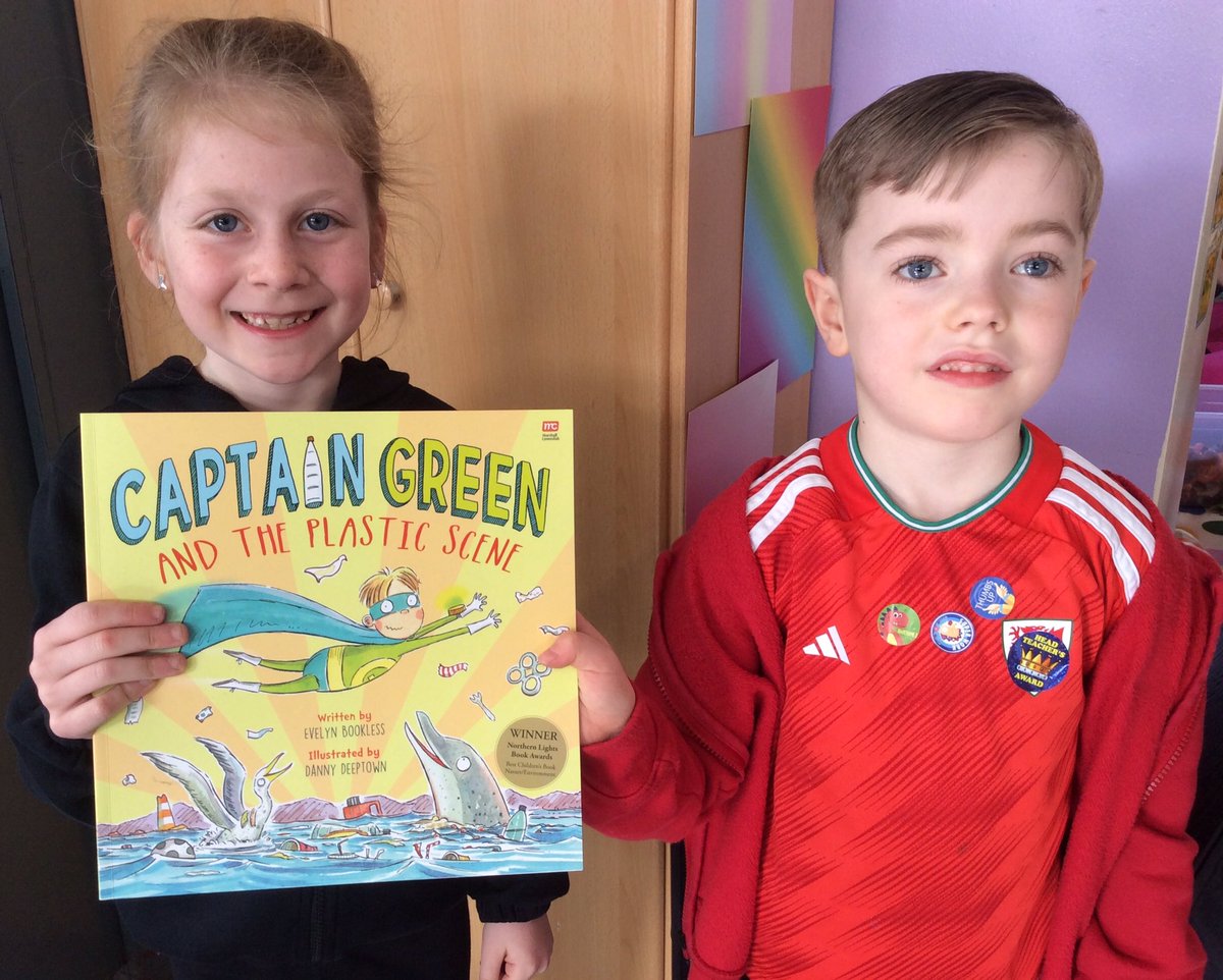 palmerston_p_s's tweet photo. Year 2 have been learning about oceans and plastic pollution. We were inspired by Captain Green and have created some excellent posters to spread the message - No Plastic in Our Oceans! We hope you like these @evelynbookless ππβ»οΈ #ppspbears https://t.co/gqypX8ekjE