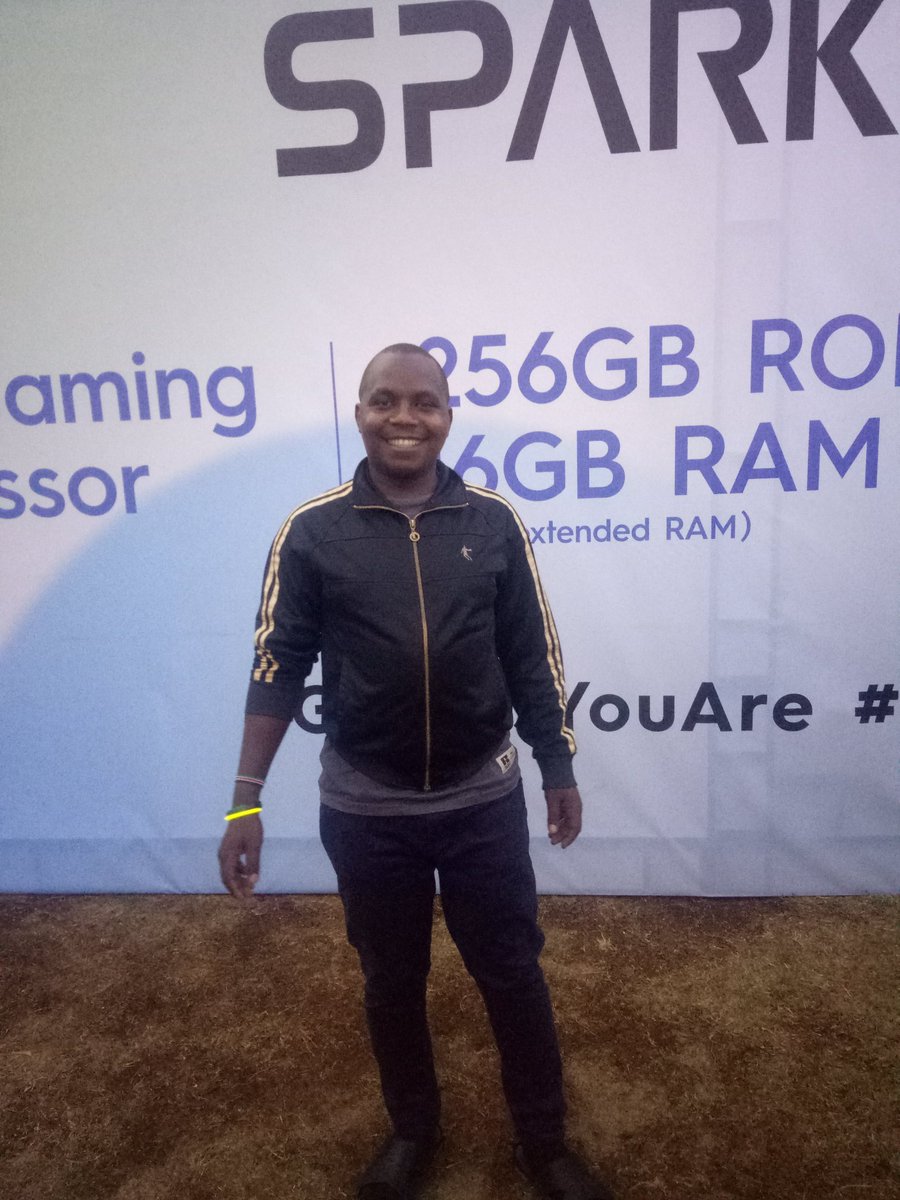 KizangiLaKE's tweet image. #spark10 #glowasyouare