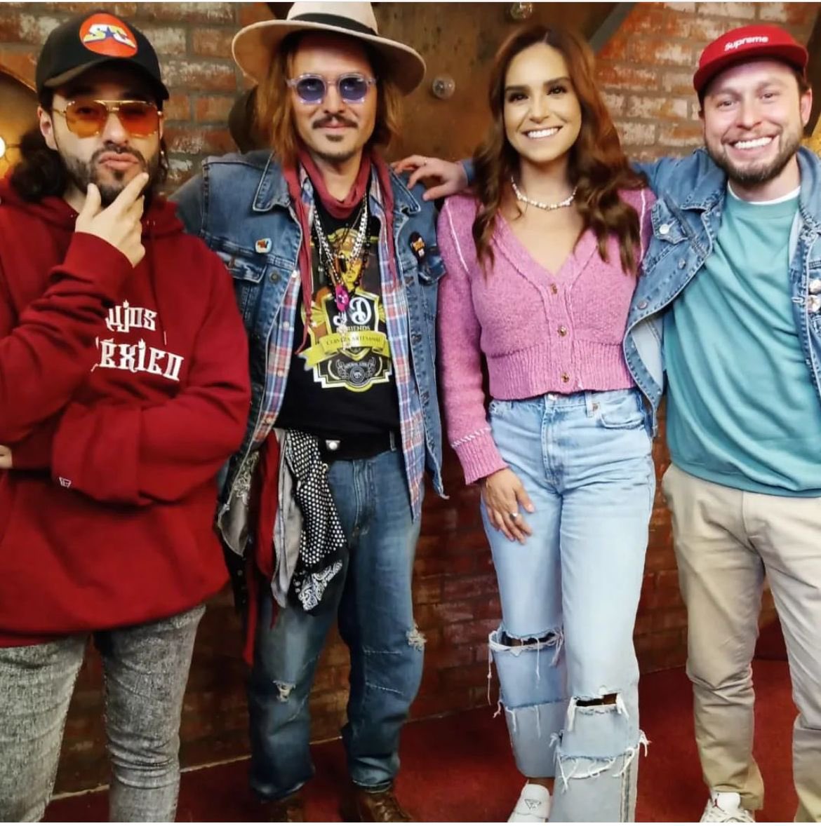 radiomuneraspm's tweet photo. ¿El verdadero Johnnydeep en Medellín? Pues no, estamos hablando del actor Mexicano Gabriel Regueira, quien también lo llaman el JohnnyDeep mexicano. https://t.co/dRsJ5XbXs5