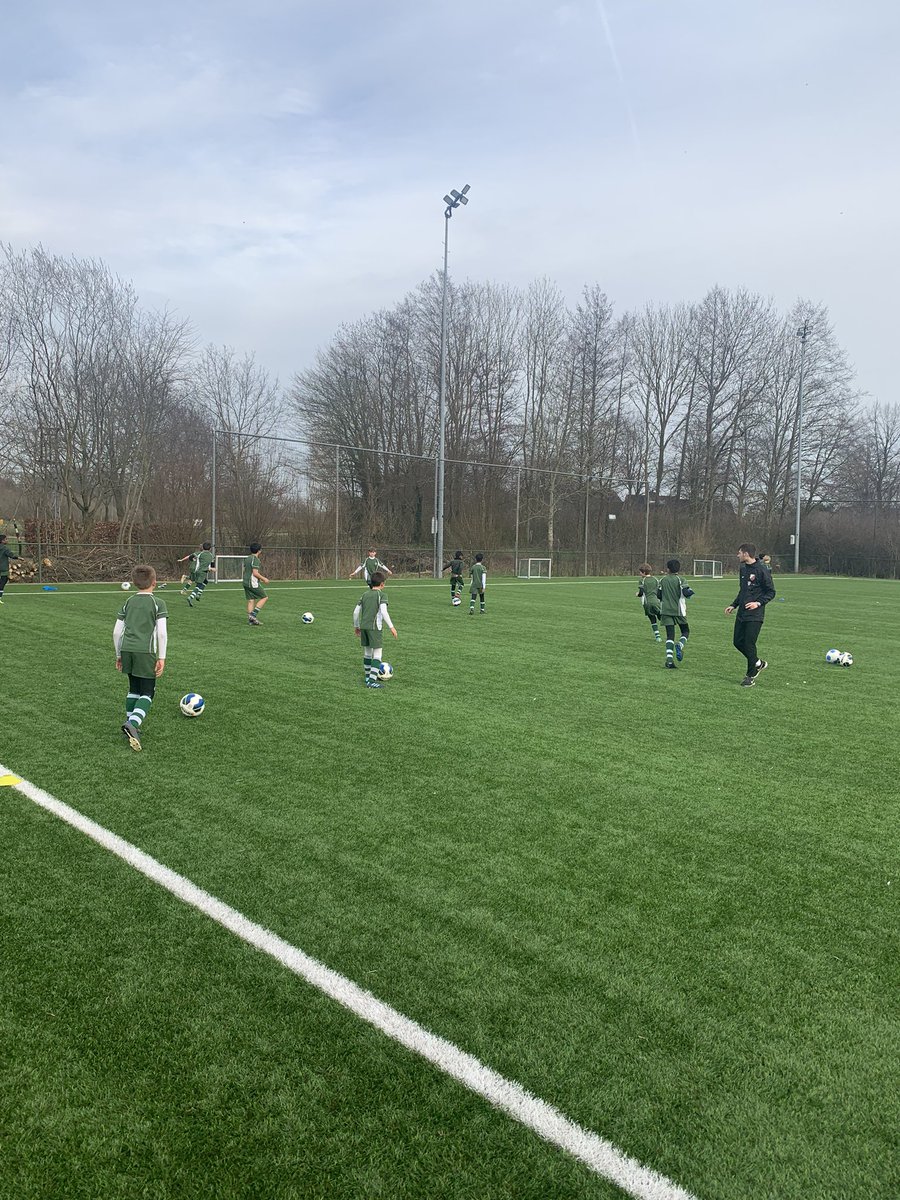 JWhitePESHS's tweet image. The boys are getting some last minute training in before their match against @SVOdijkVoetbal tonight. 
Special thanks to @fcutrecht for their brilliant coaches. 

#SHSBPSport #Netherlands2023