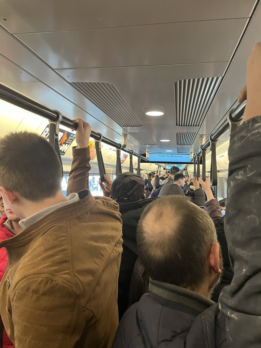 SamGillespieUA's tweet photo. @GWRHelp Not been a great week has it, this is my only chance to get home on the Liz Line TGIF https://t.co/TDbQ9GRlXz