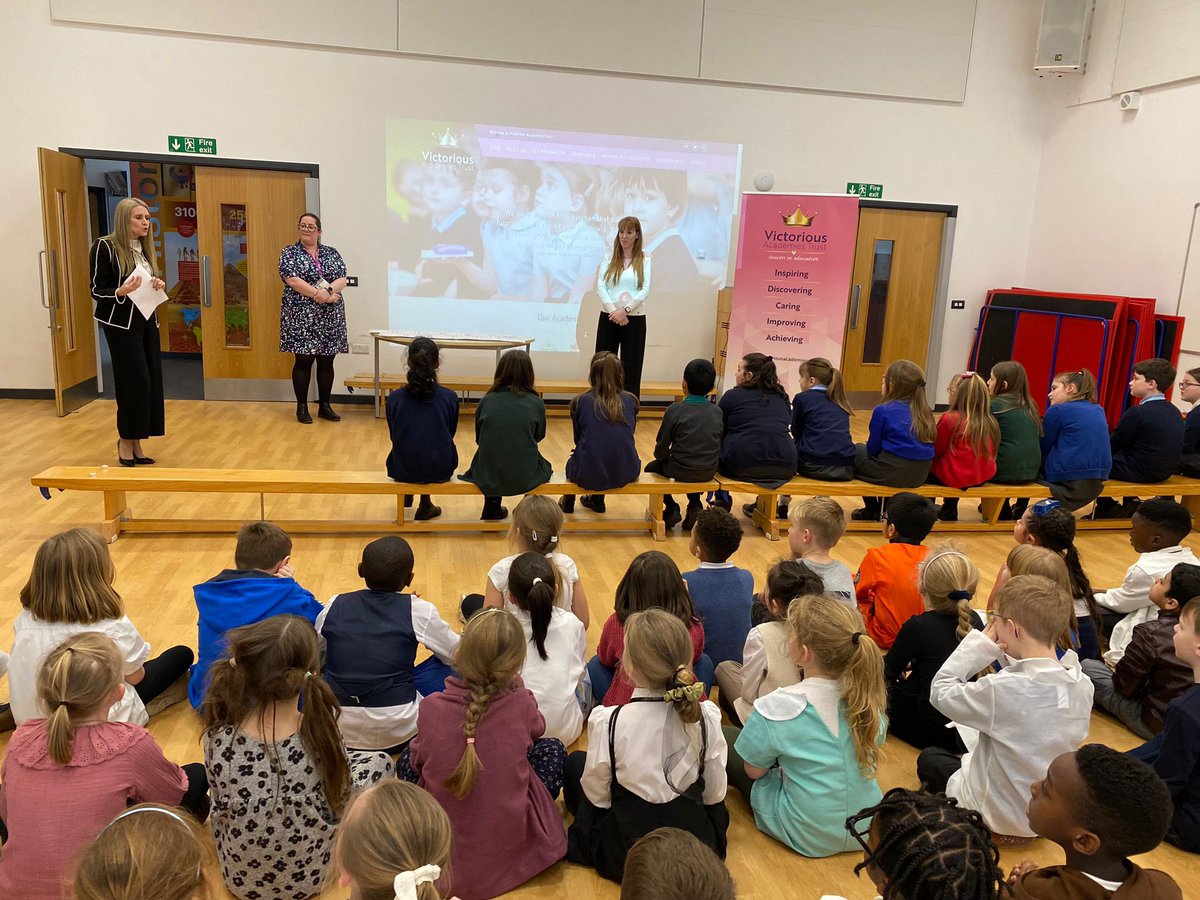 AngelaRayner's tweet photo. Proud to announce the winners of a @TrustVictorious design competition to mark #ChildrensMentalHealthWeek at @Inspire_Ashton today. A fantastic 1300 entires - brilliant effort team! 🌠 https://t.co/Ebh342pw3j