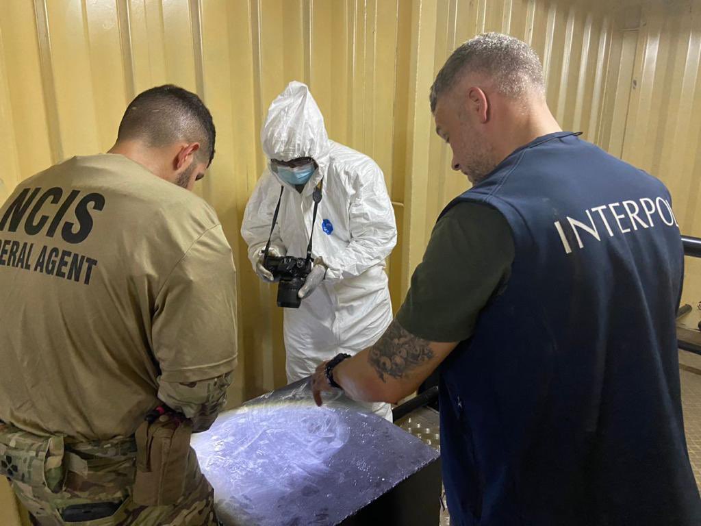 INTERPOL_HQ's tweet photo. Western Indian Ocean: INTERPOL Projects Compass and Port Security provided training this week for first responders, encouraging law enforcement and military officials to work together to improve investigations of maritime-based crimes.
🇩🇯🇰🇪🇲🇺🇸🇨 https://t.co/lwAysUxta9