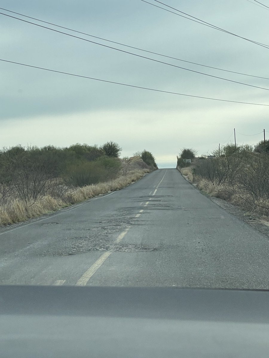 fatimois's tweet photo. Crateterra Hermosillo Mazatan TERRIBLE.  @AlfonsoDurazo . Peligroso circular por acá . https://t.co/BUMUmU0Sd6