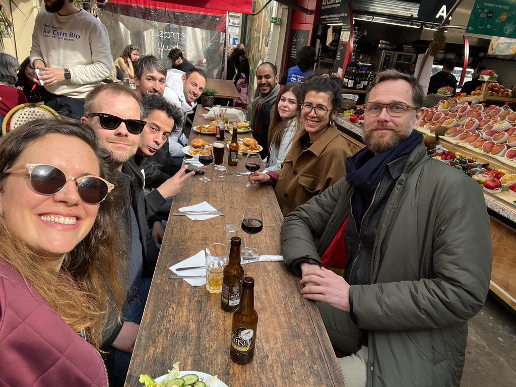 We had lunch in the sun with Fleeters today, some of us did not wait for beer o’clock to cheer 🍻 #Virtuality2023