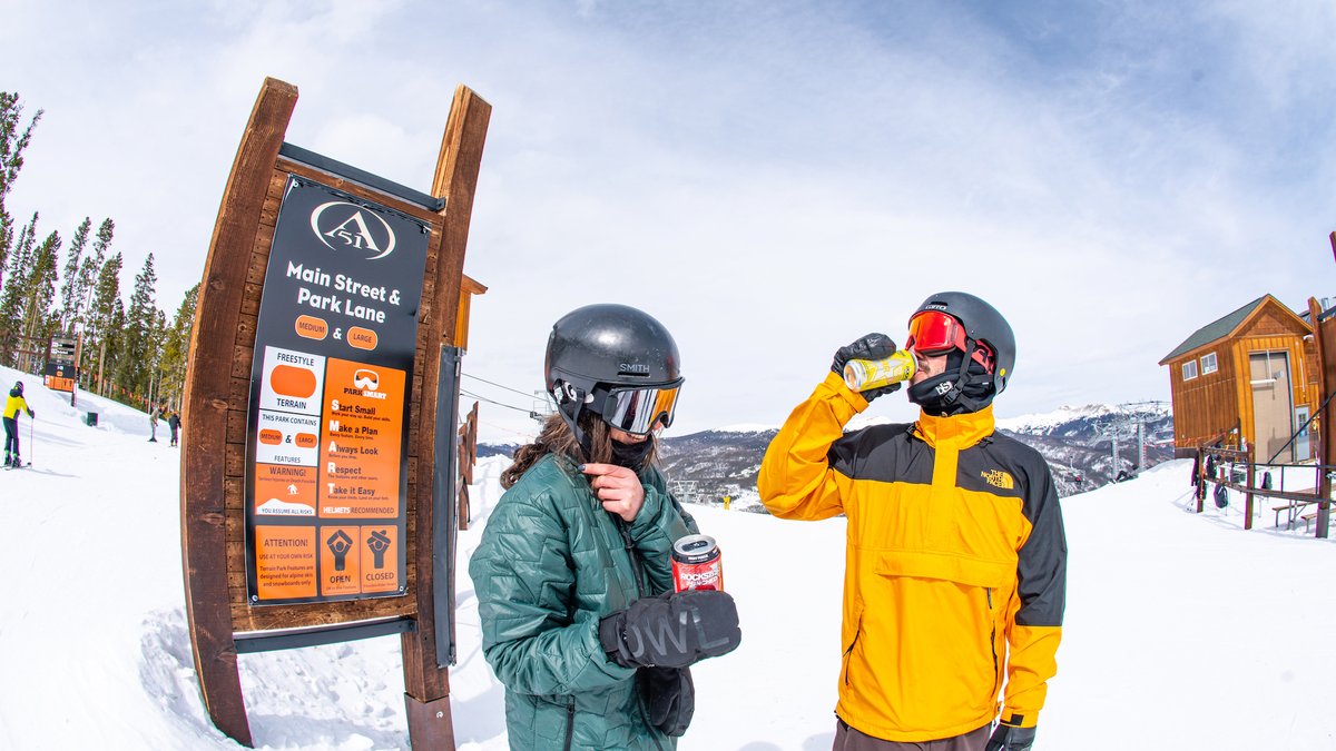 KeystoneMtn's tweet photo. Cheers to new tricks with friends 🏂🤘 When you're lapping the A51 park chair all day, snag a @rockstarenergy to keep the energy going! #keystonepartner
Rider: Caroline Klusza
Skier: David Mackens https://t.co/SqWKcEdVE4