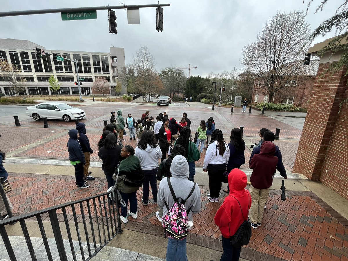 Flor Mauricio tweet media