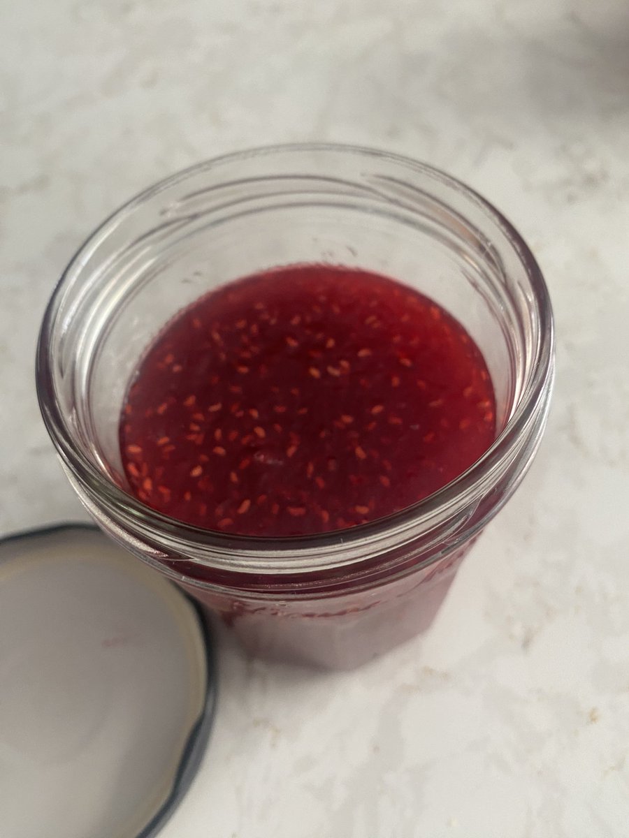 bevscott_herron's tweet photo. Love coming home to homemade jam. Fraser you are a superb chef in the making! https://t.co/OcK9cZZQqq