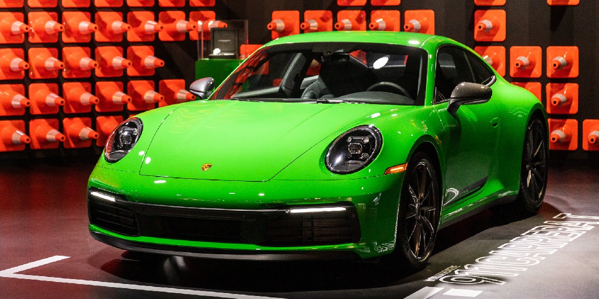 LAAutoShow's tweet photo. On this St. Patrick's day, let's take a more literal look at the 'green' cars from the 2022 
#LAAutoShow, sporting the color of the holiday.

Cheers to good luck, good friends, and good cars! Happy Saint Patrick's Day! 

#StPatricksDay #GreenMachine #LuckyDriver https://t.co/liZQUsmMhI