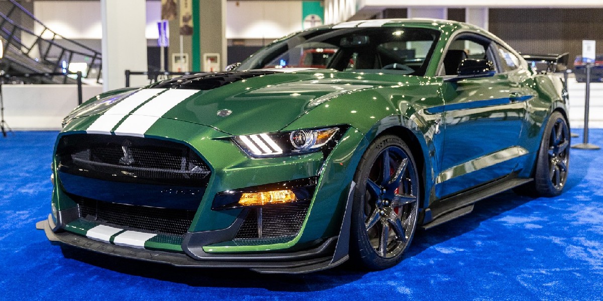 LAAutoShow's tweet photo. On this St. Patrick's day, let's take a more literal look at the 'green' cars from the 2022 
#LAAutoShow, sporting the color of the holiday.

Cheers to good luck, good friends, and good cars! Happy Saint Patrick's Day! 

#StPatricksDay #GreenMachine #LuckyDriver https://t.co/liZQUsmMhI