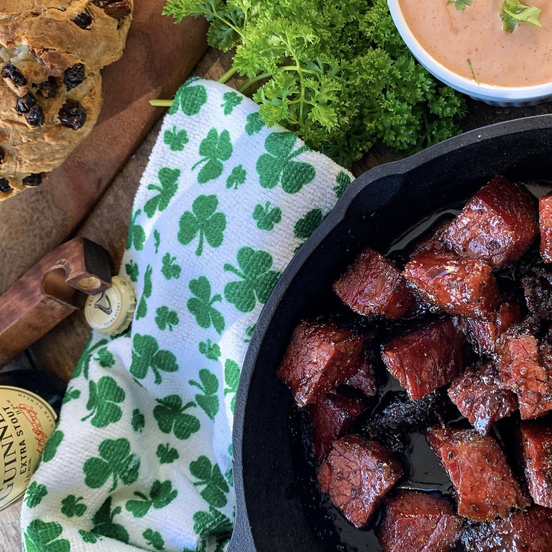 Happy St. Patty's Day!🍀
Head on over to our website and check out our delicious St. Patrick's Day inspired recipes! 

#pitbarrel #pitbarrelcooker #stpatty #bbq #bbqlife #irish #irishdays