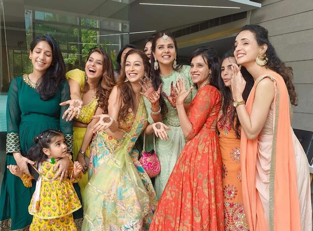 in all these pictures one thing is constant <33

#sanayairani × sifat