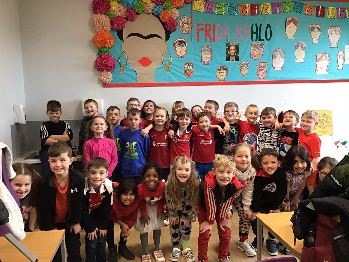 #RedNoseDay <a href="/comicrelief/">Comic Relief</a> Happy Red Nose Day! 🔴 <a href="/BlackrodPSch/">Blackrod Primary</a>