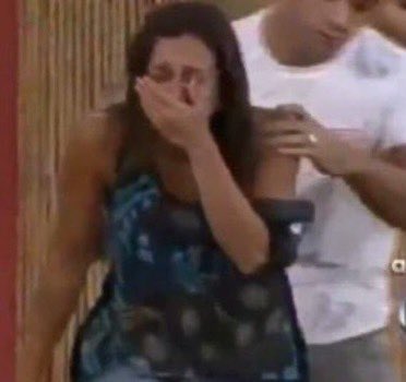 silveiraraii's tweet photo. Vocês perceberam que no BBB do Mexico ninguém moveu uma palha pra falar português enquanto no BBB no Br todo mundo ta falando espanhol pq uma pessoa de fora entrou? Brasileiro se sucateia demais por gringo. https://t.co/KMu96Vdm4Y