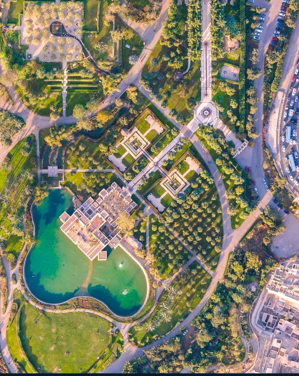 AfricaFactsZone's tweet photo. Egypt has generated $4.1 billion from tourism in the first 3 months of 2023.

11.7 million tourists visited Egypt in 2022.

Egypt generated $9 billion from 8 million tourists in 2021, $4 billion from 3.7 million tourists in 2020, $13 billion from 13 million tourists in 2019. https://t.co/1CJs4bSQgP