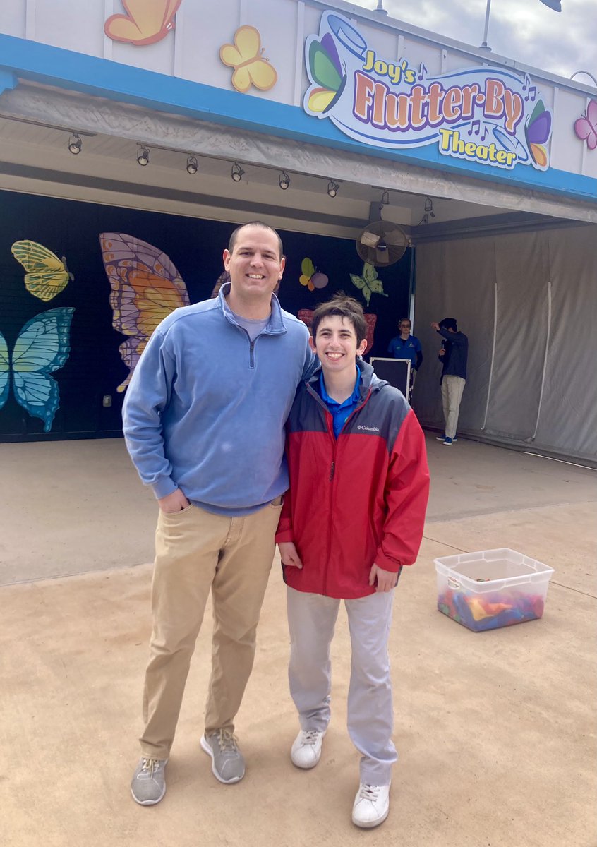 Got to see one of my all time fav students in action this morning @MorgansWndrlnd ! Jake is a rockstar. He is currently working part time at Morgan’s, attends @PACPR , and accesses @AHISD Transition Services #MulesUp #NoPlaceLikeAHISD