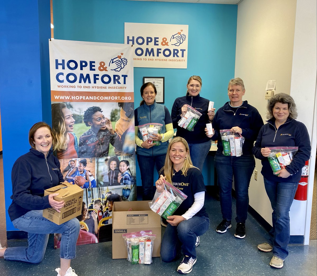 HopeandComfort1's tweet photo. Hundreds of hygiene kits packed, thousands of products boxed for distribution, and an immeasurable amount of lives impacted - that’s the power of community! Thanks to the team at @HarborOne for their continued support of our mission to end #HygieneInsecurity. https://t.co/K1G6DyrXnV