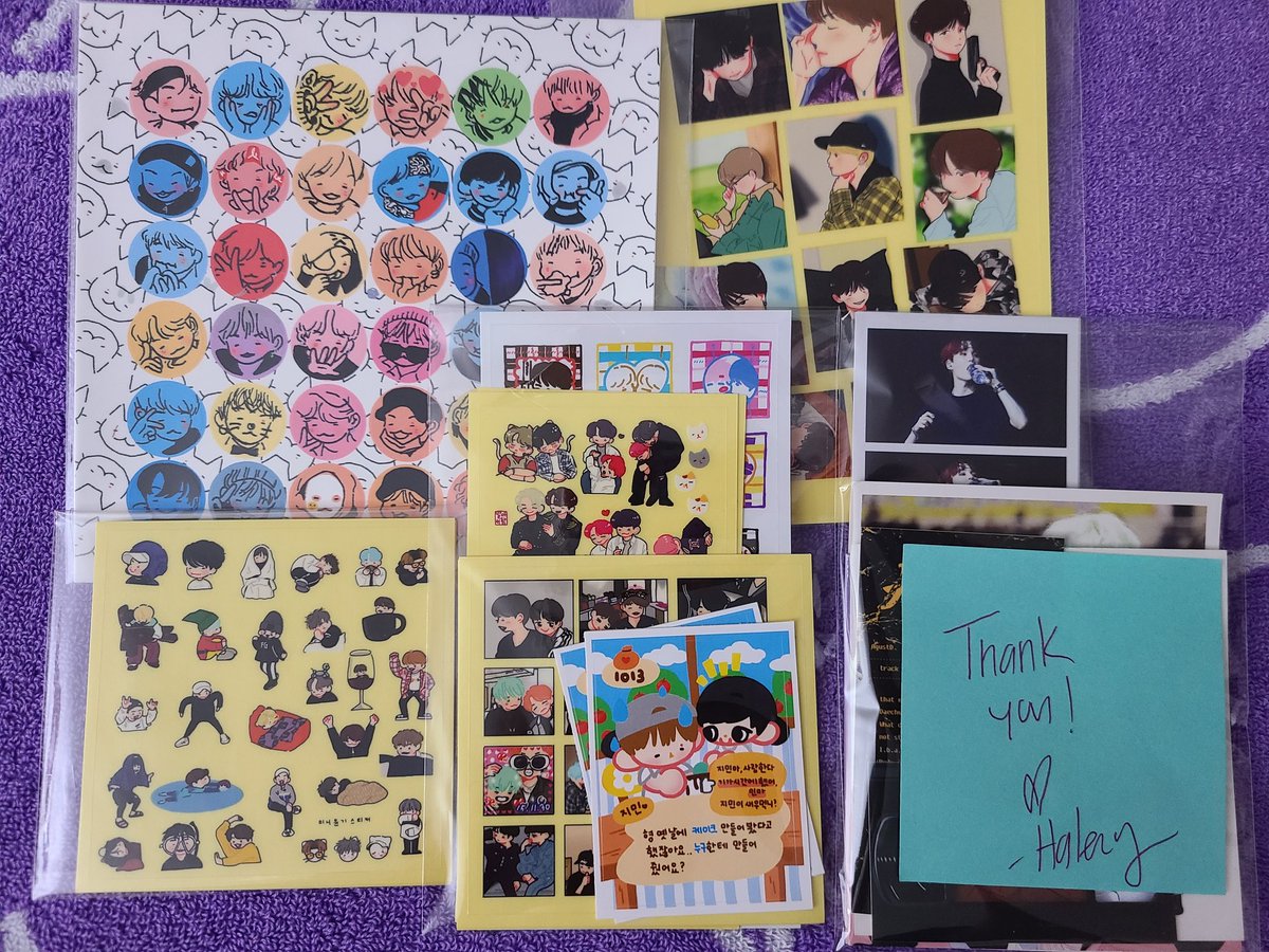 whizbeesaur's tweet photo. Thanks @TheHalesNyx for the stickers reclaims and freebies! Everything was packed well and shipped so fast! #NYXgos https://t.co/oRoSOiVY9e