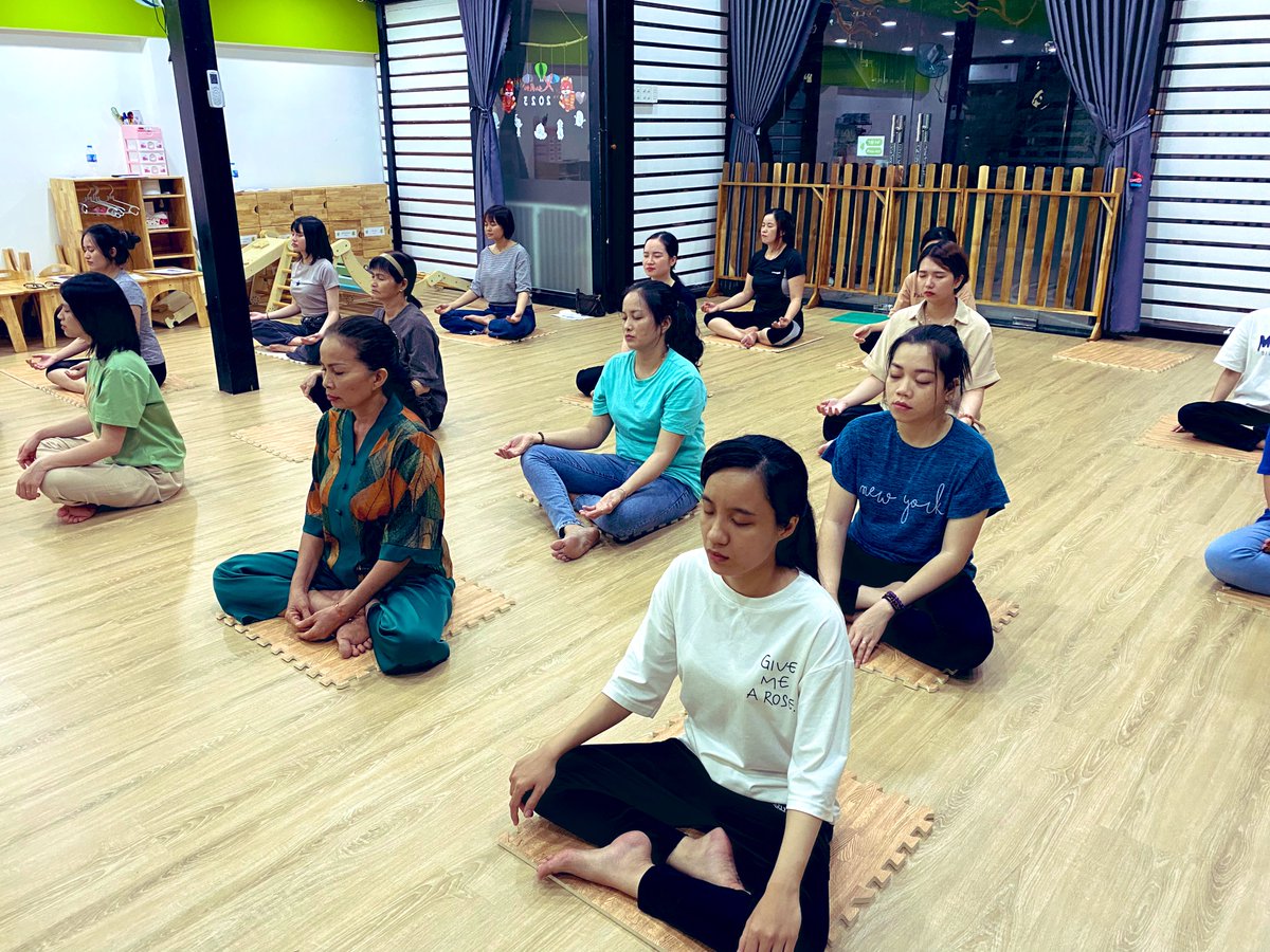 SwarupChattrjee's tweet image. #HappinessProgram #Vietnam 

Life is a precious gift, and @ArtofLiving Sudarshan Kriya has the power to help us appreciate and cherish it in a whole new way. 

Witnessing tears turn into smiles, feeling a sense of renewal and rejuvenation, and experiencing the beauty of life like…