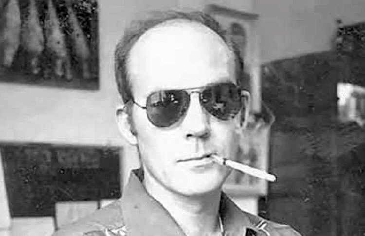 GonzoVice's tweet photo. I wouldn't recommend sex, drugs or insanity for everyone, but they've always worked for me. https://t.co/0MagOuZlAW