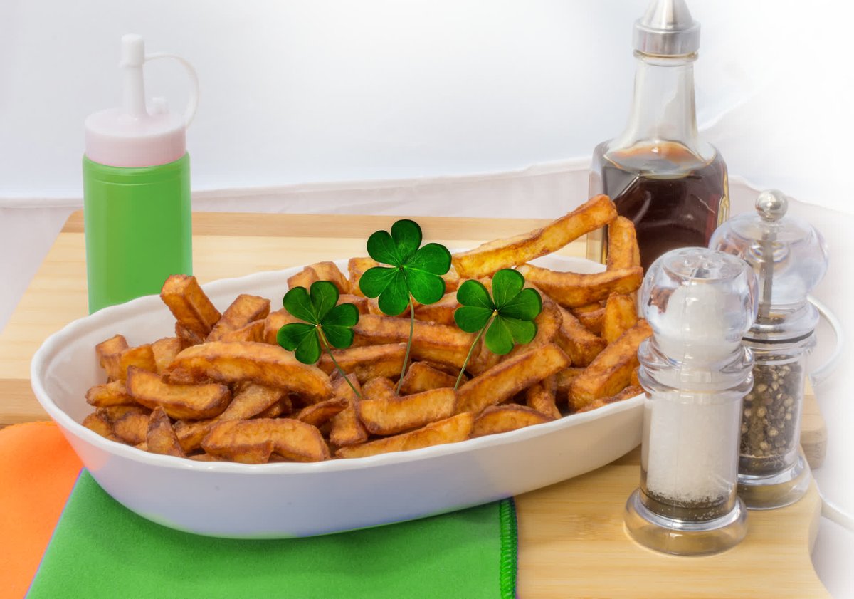 Happy St. Paddy’s Day! 🍀🎉 🍟 May the luck of the Fryrish be with you! Come celebrate with our crispy and delicious French fries, the perfect way to fuel up for all the festivities!