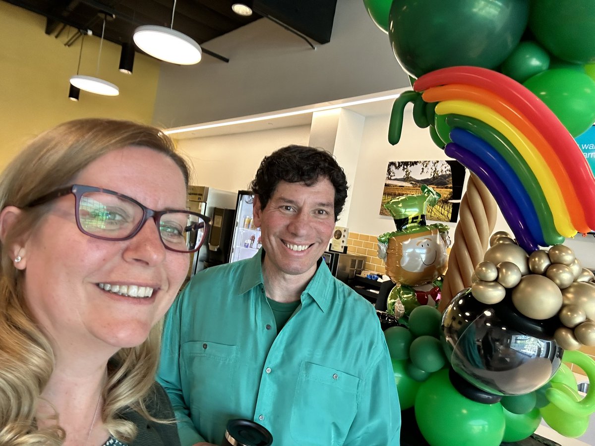 design_counts's tweet photo. Happy to be back in the office! #lifeatASML #stpatricksday https://t.co/dlKJ8oMkp9