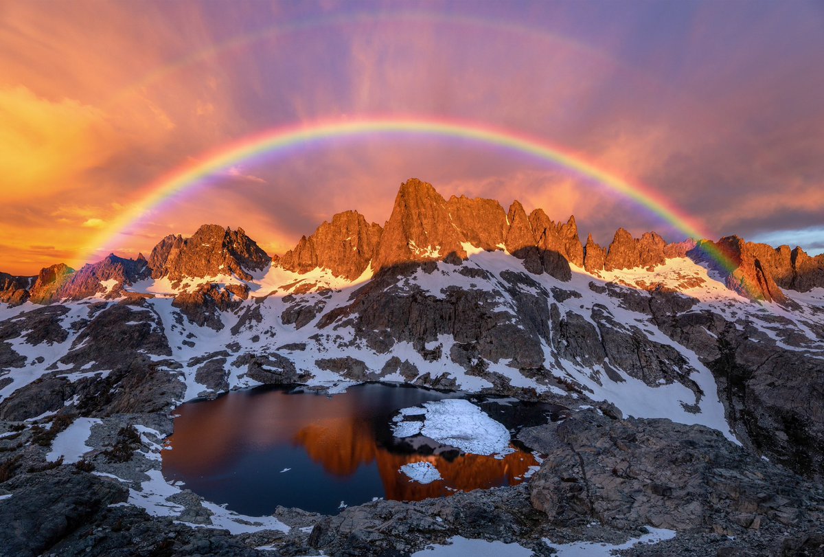 cartermurphy218's tweet image. June 22nd, 2022 in the Ansel Adams Wilderness… just 9 miles the way the crow flies from my front door. I’ll literally remember this day for the rest of my life.