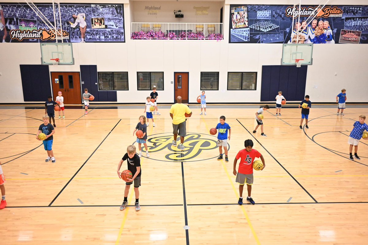 Highland Park Men's Basketball tweet media