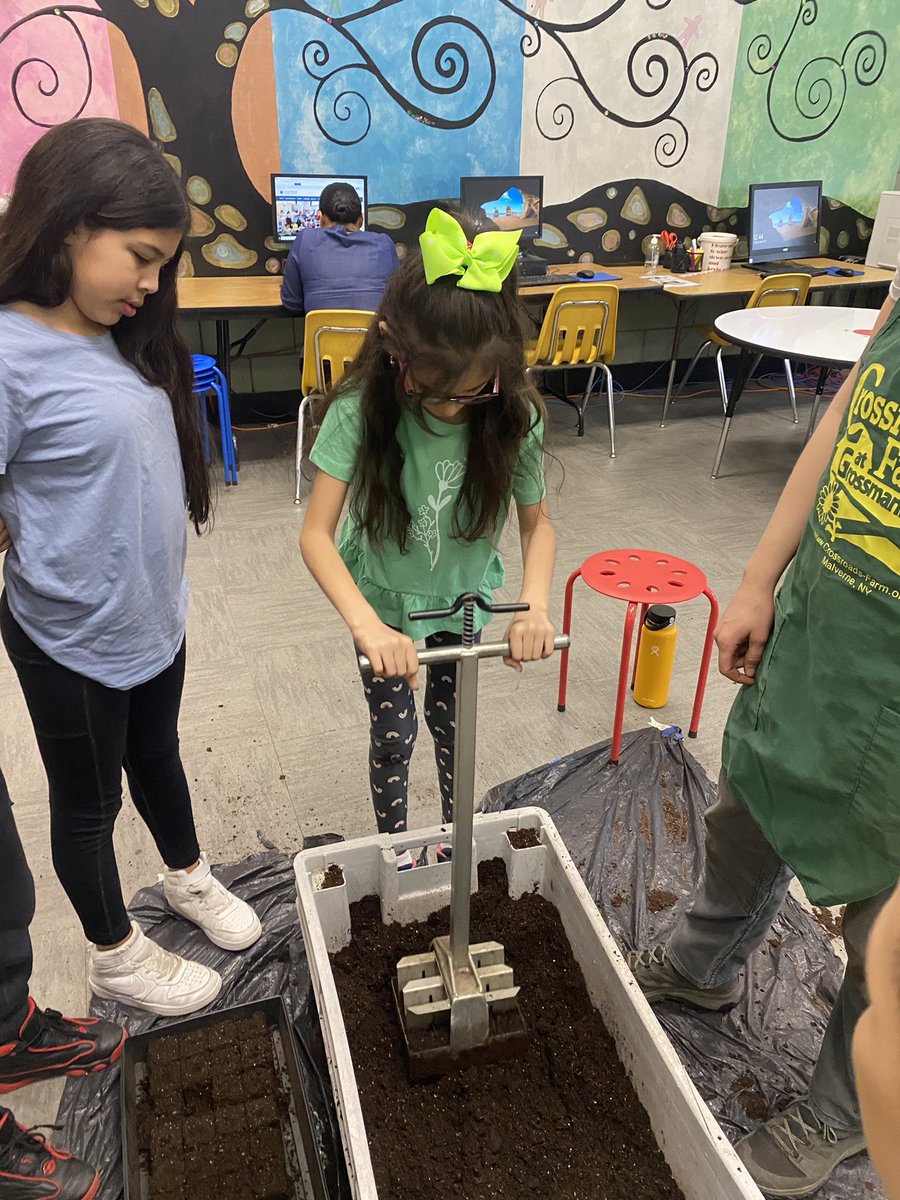 We did some planting with our friends from Crossroads Farm today. 🌱🪴🌿<a href="/Ms_Byrnes5th/">Ms Byrnes</a> <a href="/HowellRoadVS13/">Howell Road Elementary School</a> #happeningathowell