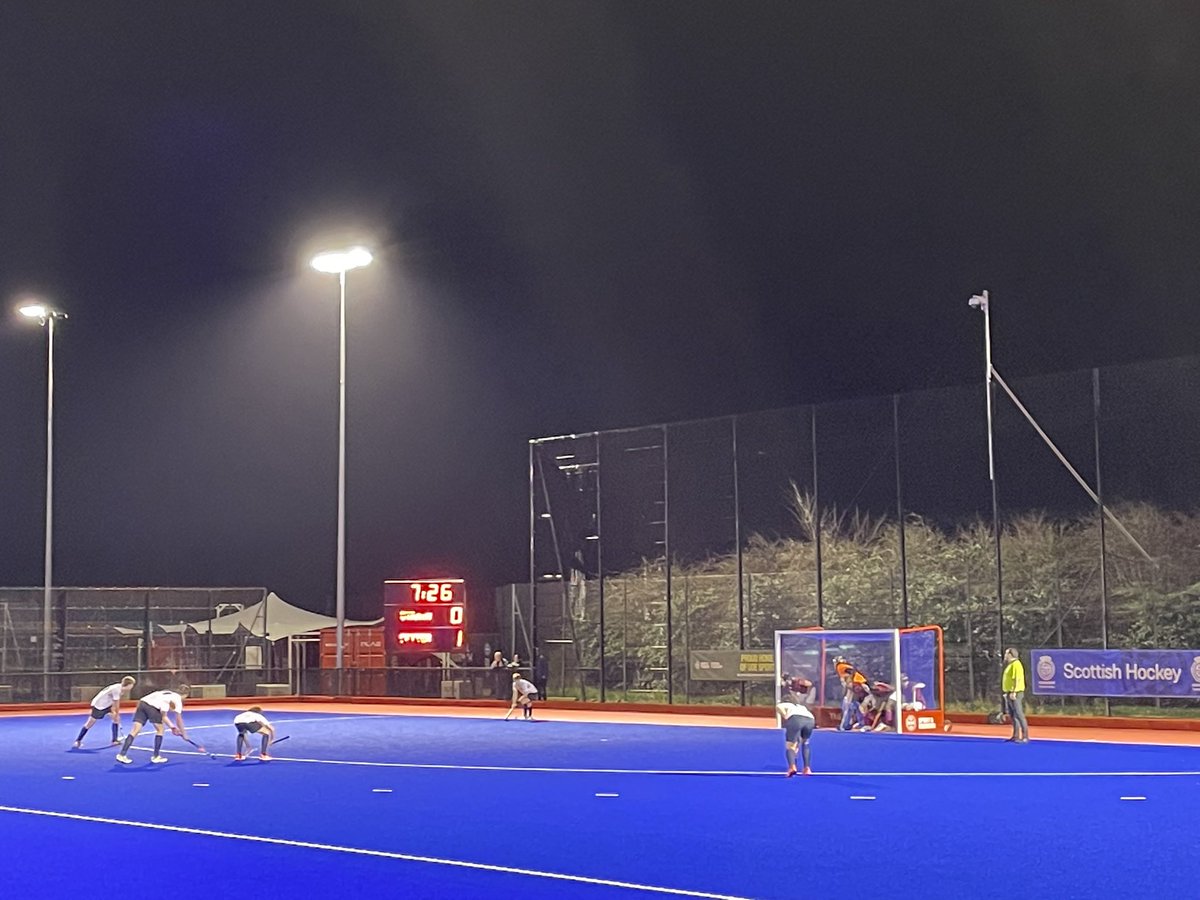 DMarkLauder's tweet photo. Great U18 Scottish Cup Final tonight at #Peffermill @ScottishHockey 1st XI magnificent but went down 1-0 to a class @Fettes_Sport side - congratulations to themπππ but proud of my @StrathallanSchl players -spectators too! #iloveboarding (2 @BSAboarding schools in final too!π) https://t.co/JvQJnPK9PM