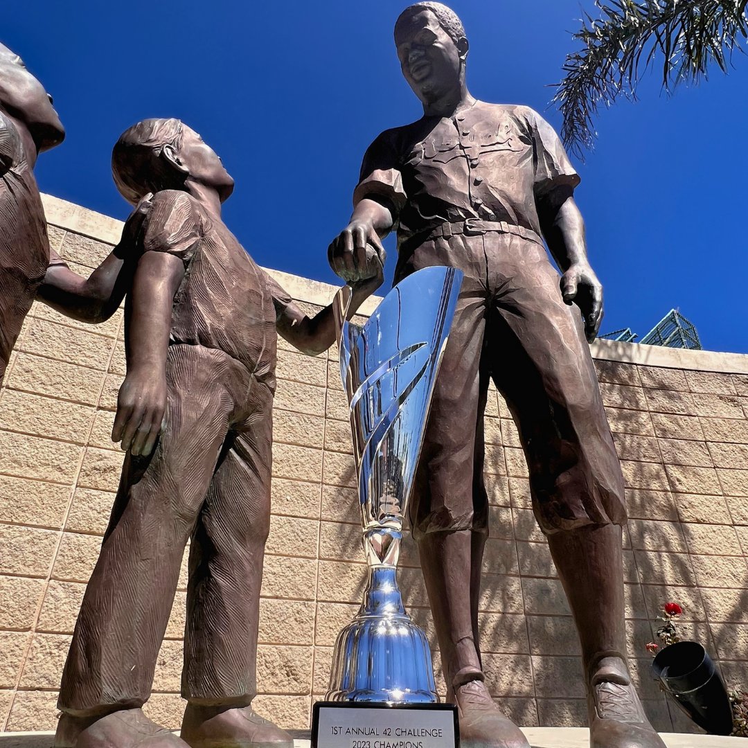 daytonatortugas's tweet photo. What a way to celebrate the 77th anniversary of Jackie Robinson breaking barriers than with the 1st Annual #42Challenge Tournament hosted by Spruce Creek HS ⚾️Congratulations to the @C_knights_BB for taking home the Championship! 🏆 https://t.co/O0hNy3qxvc