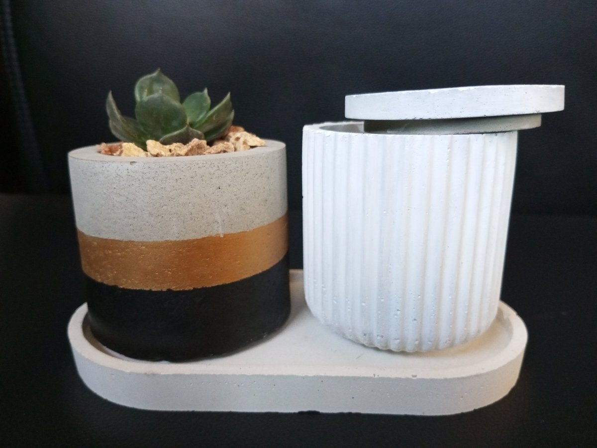 craftsyke's tweet photo. Concrete planters/holders
Catalog in bio

Countrywide delivery

#gainwiththeepluto #gainwithxtiandela #gainwithmugweru #gainwithcarlz #concreteholders #concretedecor #concretepots #concreteplanter   #handcraftedinkenya #interiordesign #myhomedecor #kenyandecor #planter #pots https://t.co/H6MKC2d2fg