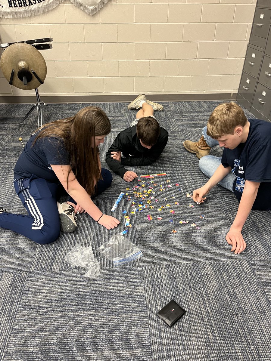 Teri Nieveen tweet media