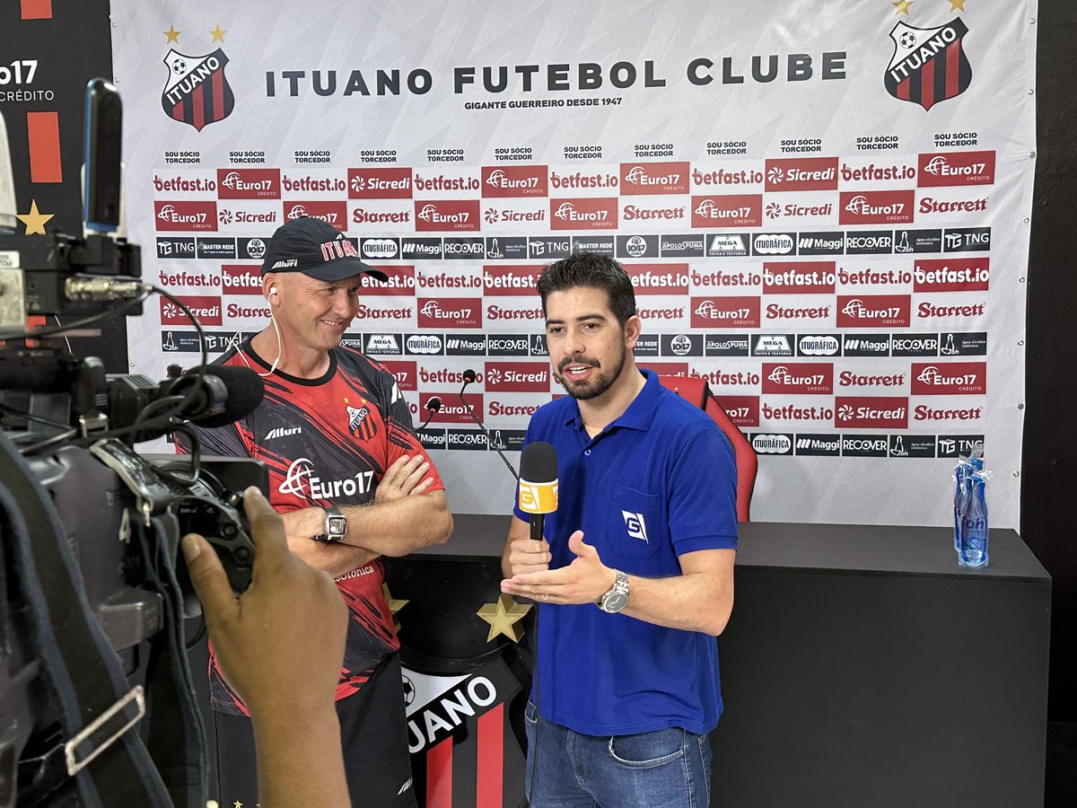 Ao vivo, agora na <a href="/tvgazetaoficial/">TV Gazeta</a> o técnico Gilmar Dal Pozzo no <a href="/gazetaesportiva/">Gazeta Esportiva</a>