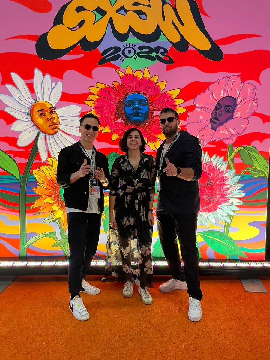 hadeaninc's tweet photo. #GroovyTimes at #SXSW!  We had a blast with our amazing team at #SXSW! Very grateful to connect with innovators and other game-changers in Texas!

#WeekendVibes #HappyFriday #SXSW2023 #Hadean #HadeanWay https://t.co/bLcceJ8ou9