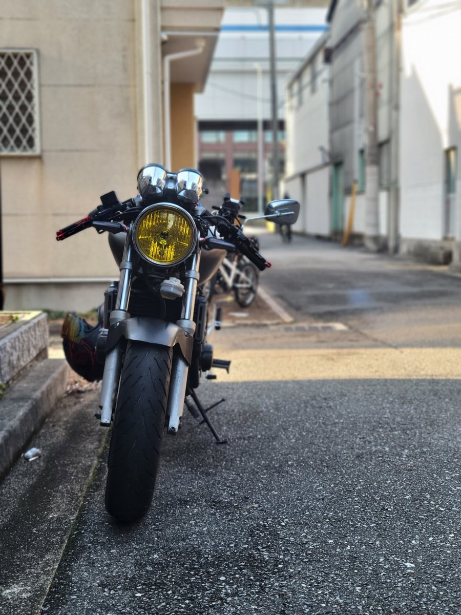 a_roa_16's tweet photo. 名前：ろあ
年齢：19
性別：♂︎
住み：大阪
愛車：ホーネット250
好き：ツーリング
一言：気軽に絡んでください😊

 #バイク乗りとして軽く自己紹介 
 #バイク乗りと繋がりたい 
 #バイク好きと繋がりたい 
 #バイクのある生活 
 #ツーリング仲間募集中 https://t.co/1WaWGWpnr5