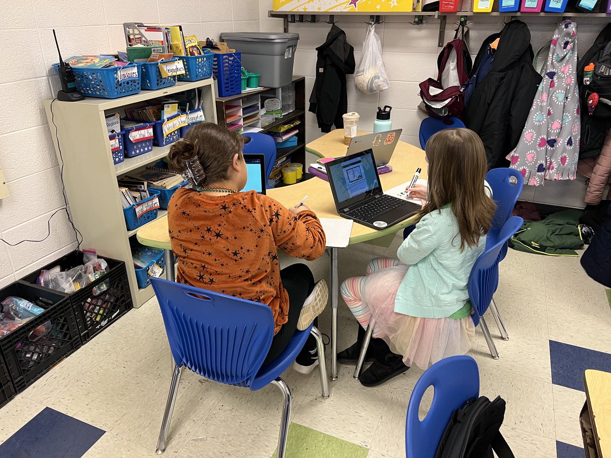 Amanda Cesak tweet media