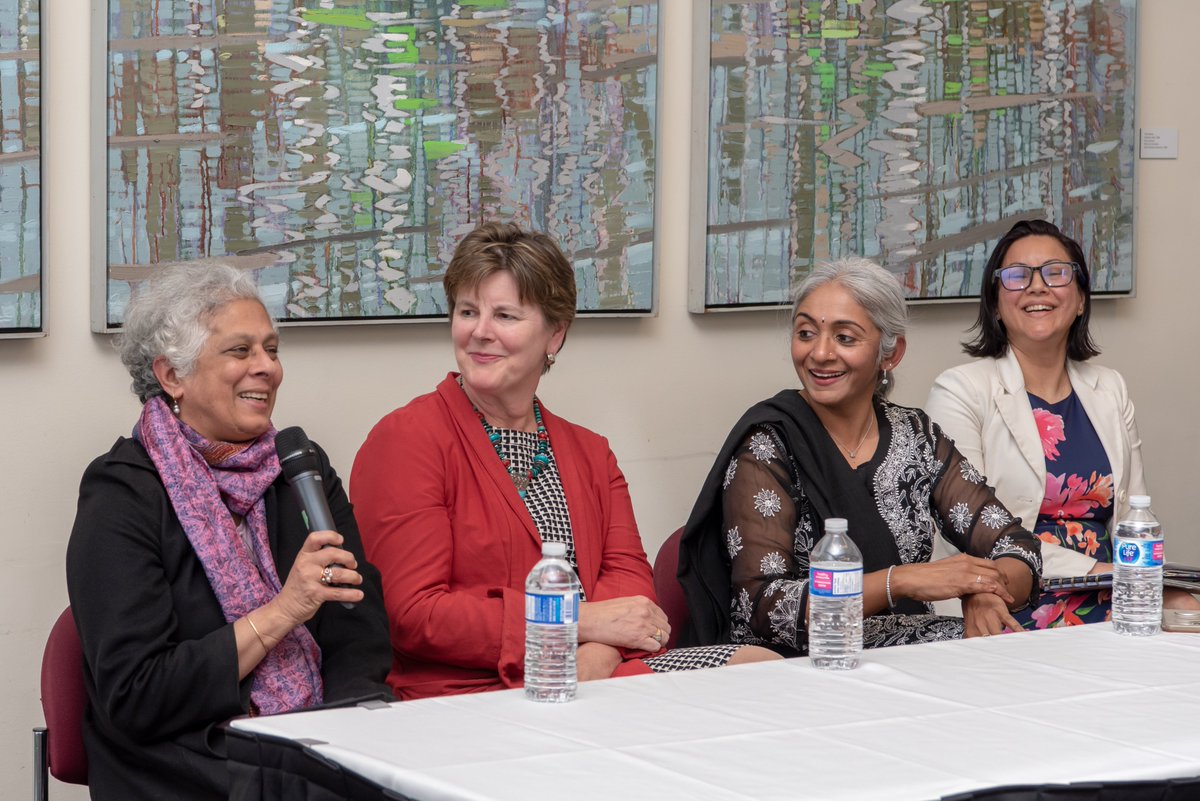 cgivancouver's tweet photo. A panel discussion moderated by @sobhanajm9, &amp; included Dr. Joanna Curry @sfujcurry, Dr. Sujatha Ramdorai, Prof of Maths, UBC , Kerry Gibson @kerryandlacey, VP, SP, ZiphyCare, Sandeep Sidhu @LeadByValues, @EmilyCarrU, &amp; @JessieKLehail of @kaurcollective.
@HCI_Ottawa @MinistryWCD https://t.co/E56kutCs6j