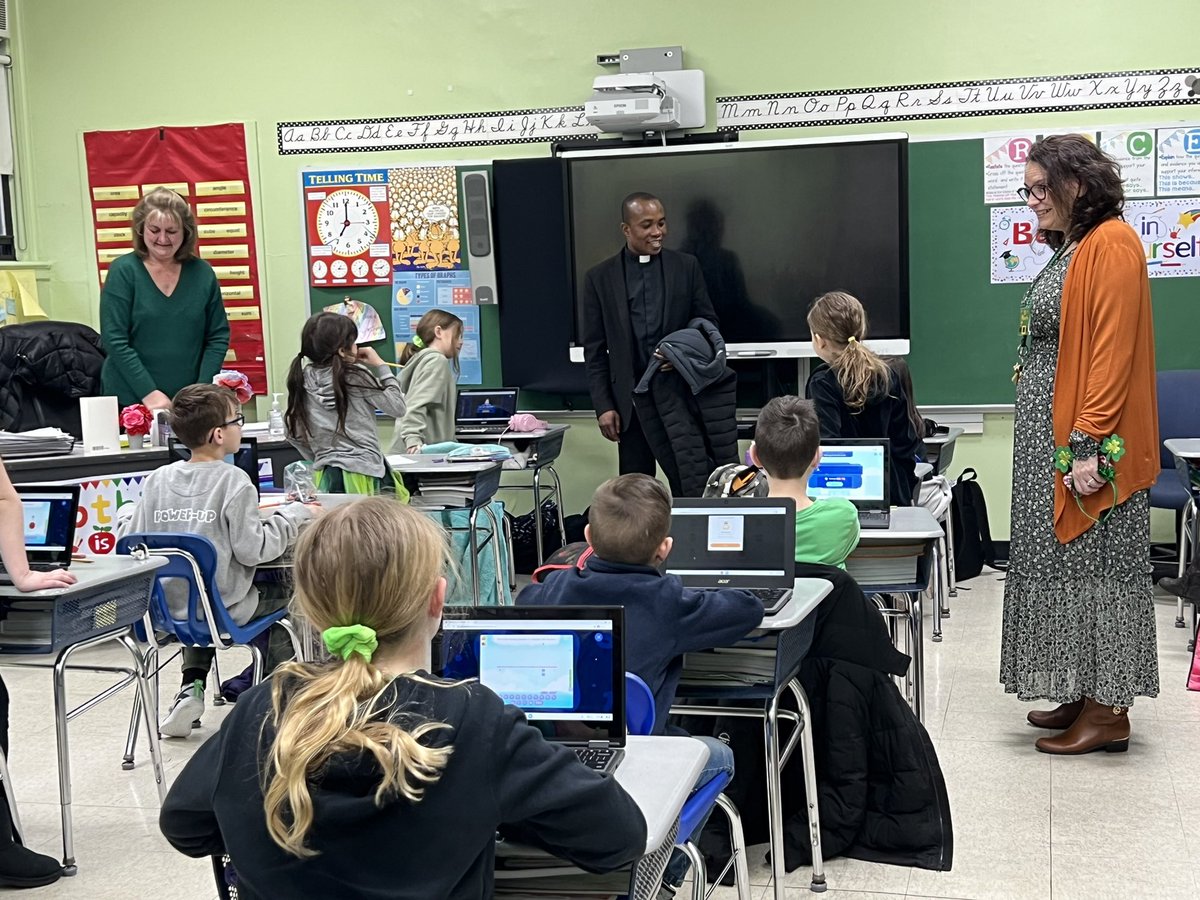 St. Clare School tweet media