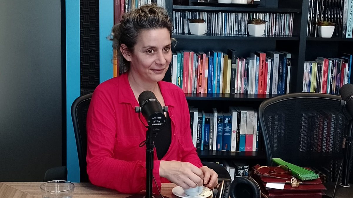 🎧 Hoy en #LaConversación <a href="/GabyFree/">Gabriela Pintos Barú</a> recibió a Juanita Fernández, una de las directoras del festival de artes experimentales EXIT

👉 enperspectiva.uy/en-perspectiva…