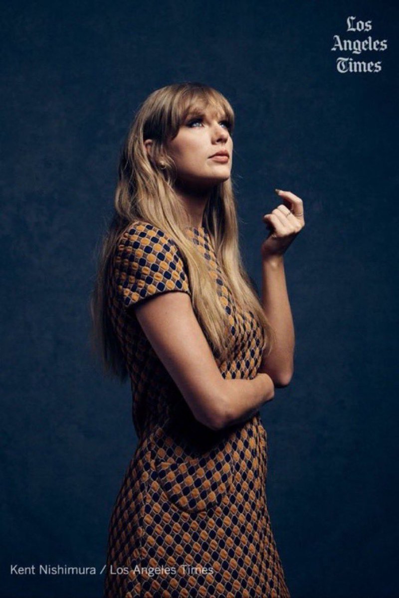 taylor-swift-updates-on-twitter-taylorswift13-charts-5-albums