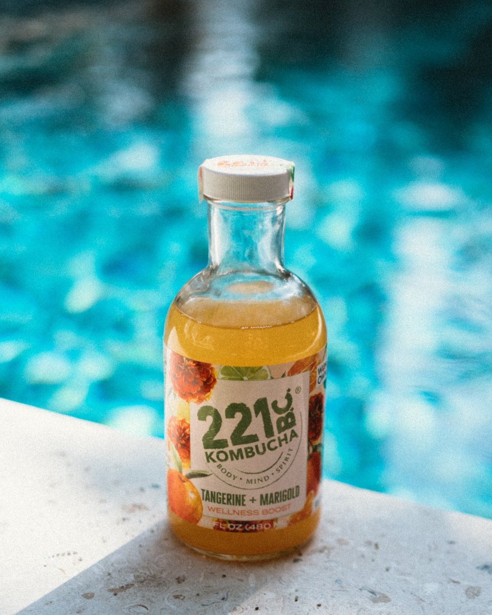 kombucha221bc's tweet photo. weekend mood 🍊🌼

#kombucha #kombucha221bc #weekendmood #florida #sarasota #womenowned https://t.co/gR9ELAlbtj