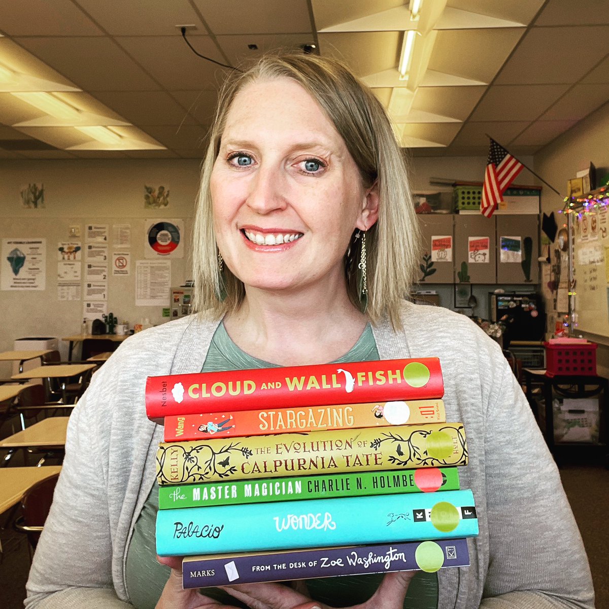 ash_welling's tweet photo. Getting lost in a good book is my idea of a pot of gold at the end of the rainbow 📚 🌈 Happy St. Patrick’s Day! #reading #StPatricksDay2023  #iteach7th #secondaryela #elateacher #iteachela #iteachreading #iteach #teacherlife #teacher #teach #teachers #teachertip #teacherideas https://t.co/O94LQ8gXGC