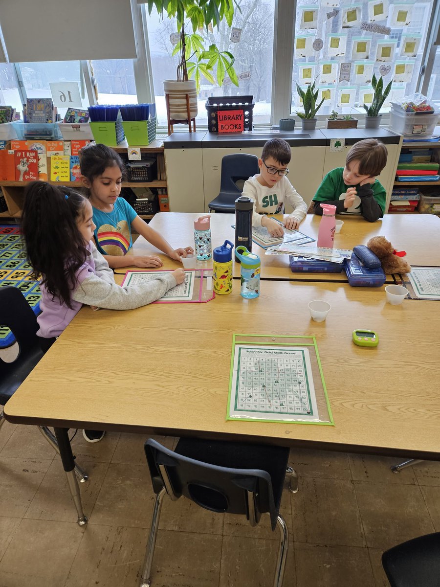 FerranteLV1's tweet photo. Math stations on St. Patrick's Day ☘️☘️ https://t.co/2SHUzWbG4x