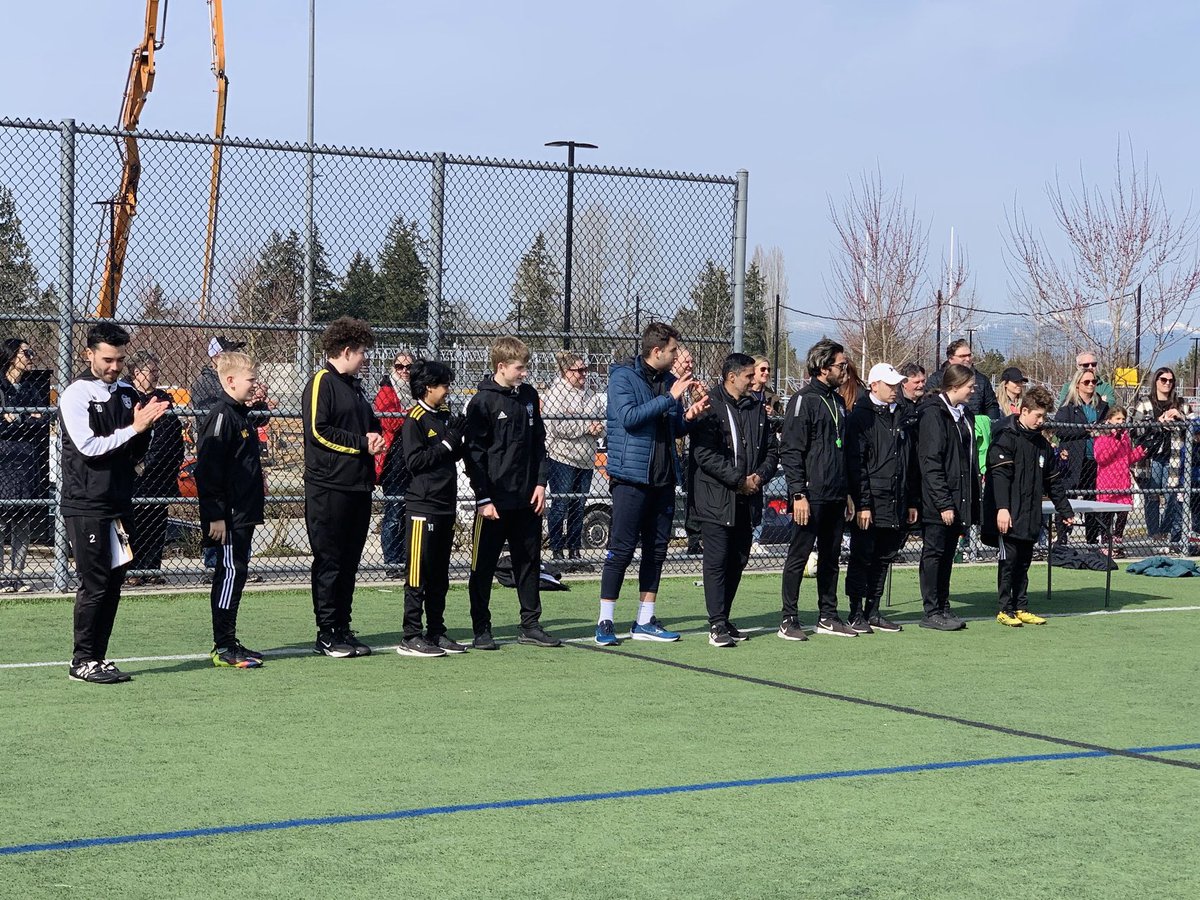 vanfootballclub's tweet photo. A great day at Willoughby with our close friends @langley_united. A special thanks to Chelsey Hannesson and Mark Parker, as well as Marcel Horn and President Mike Thomson for inviting us!

Look forward to seeing you all out in force for our friendly tomorrow vs Valour FC 👊🦅 https://t.co/svd9tqN6CW