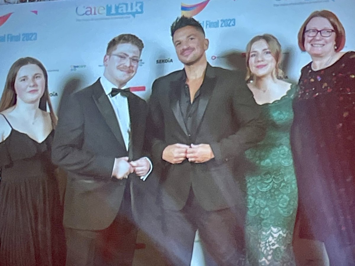 The crossover you never knew you needed 

Team @NCFCareForum 🤝 Peter Andre

#GBCareAwards