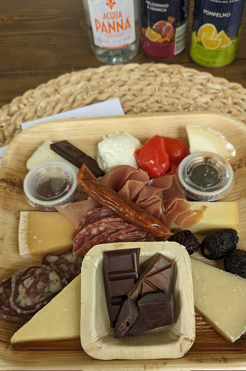 Beautiful afternoon of live music, <a href="/SanPellegrino/">S.Pellegrino US</a>, cheese tasting with <a href="/AntonelliShop/">Antonelli's Cheese Shop</a> and pizza from #NoccosNapoletana with <a href="/Yelp/">Yelp</a>
<a href="/sxsw/">SXSW</a>